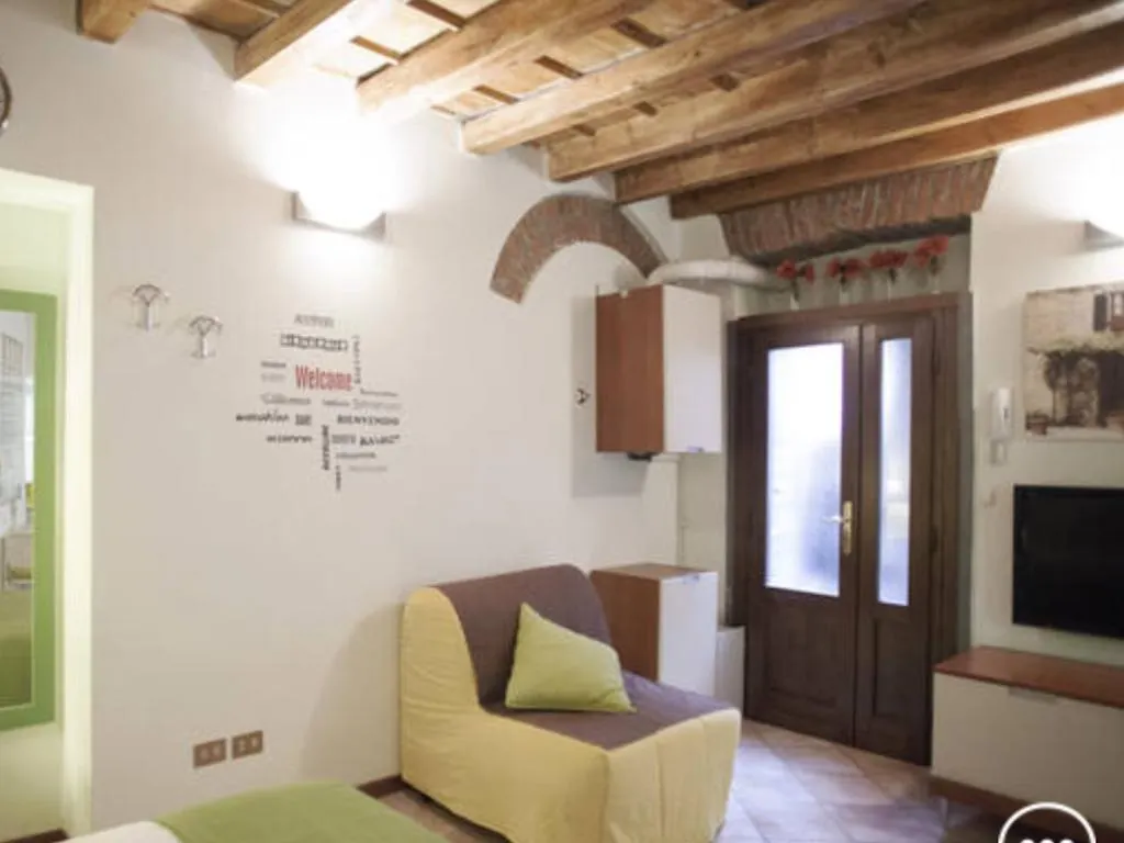 Apartment Corso Como 6 Milan Italy