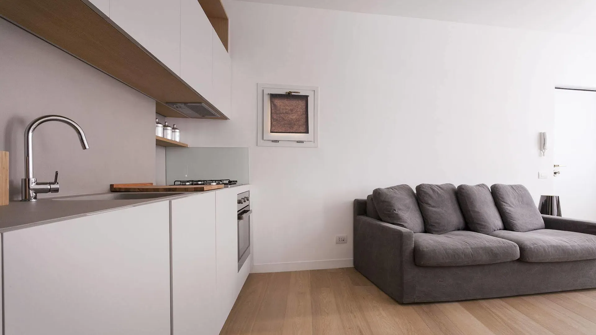 Apartment Corso Como 6 Milan