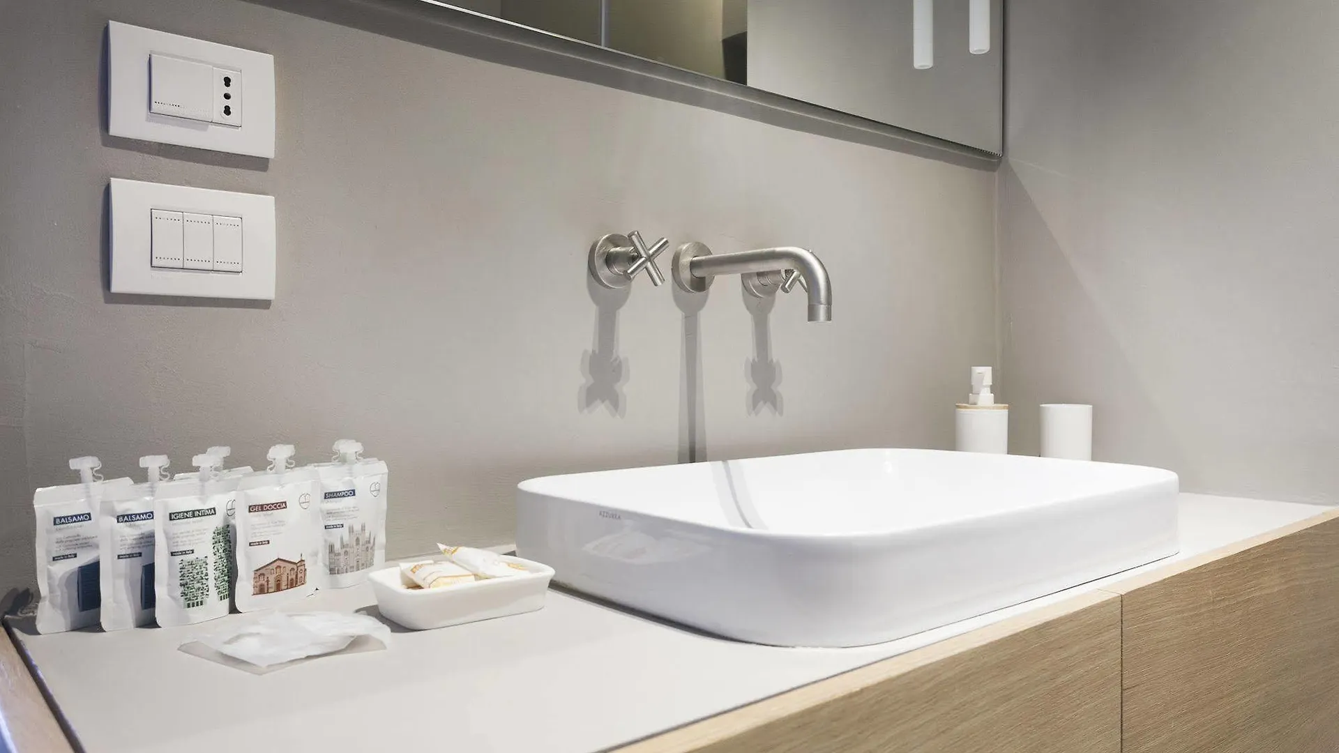 Apartment Corso Como 6 Milan